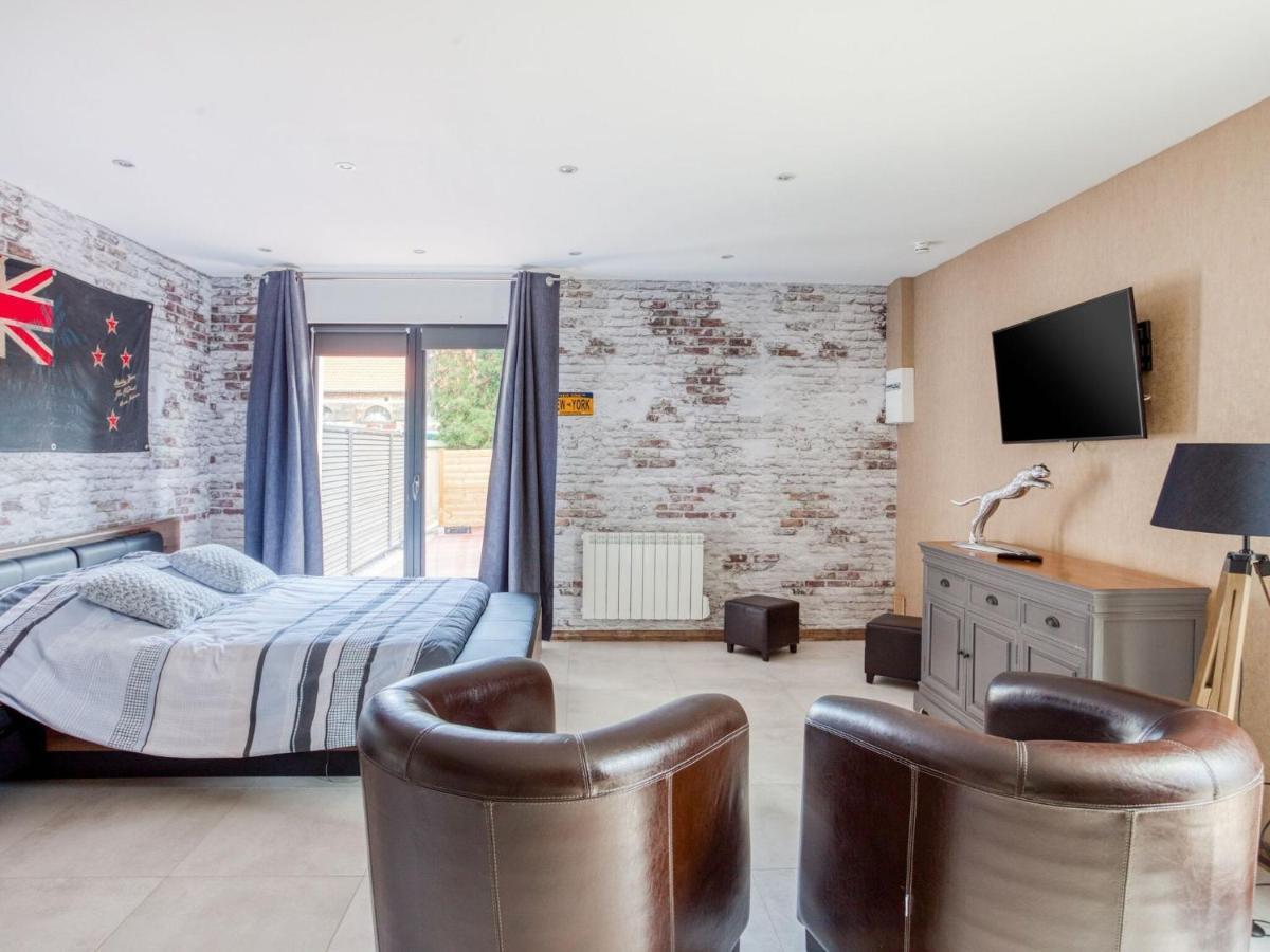 Cosy Apartment In Eperlecques With Fireplace Exterior photo