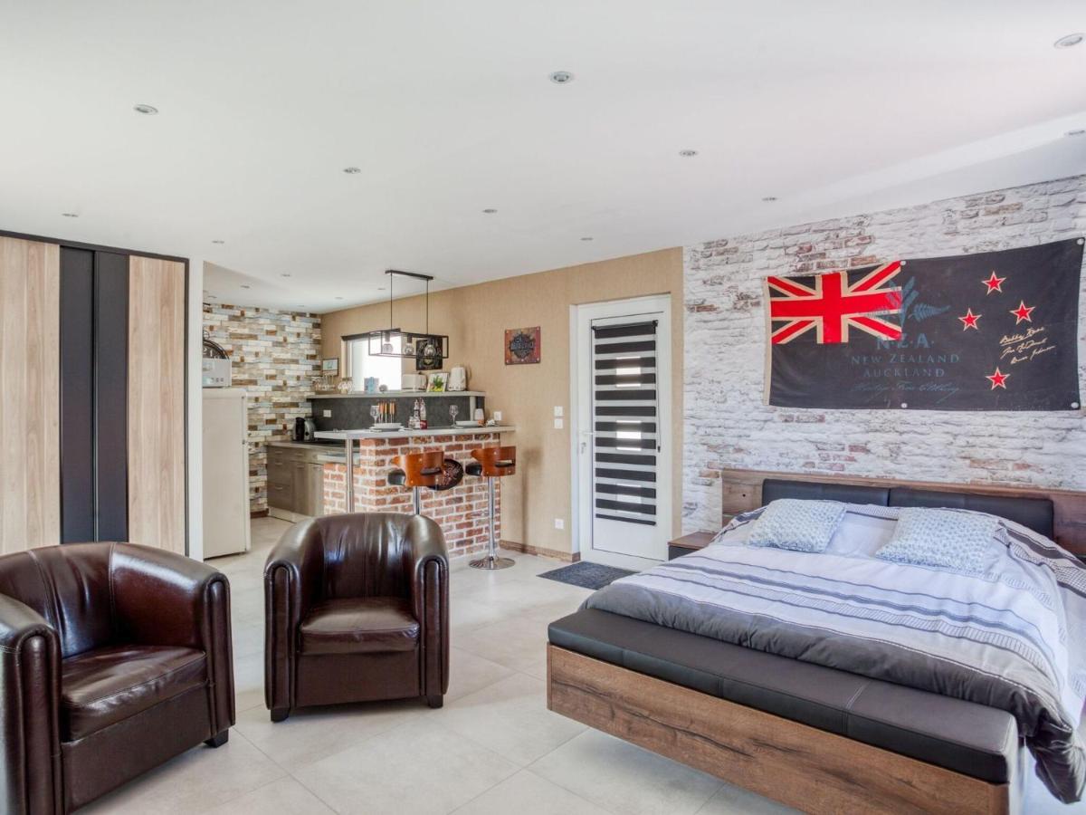 Cosy Apartment In Eperlecques With Fireplace Exterior photo